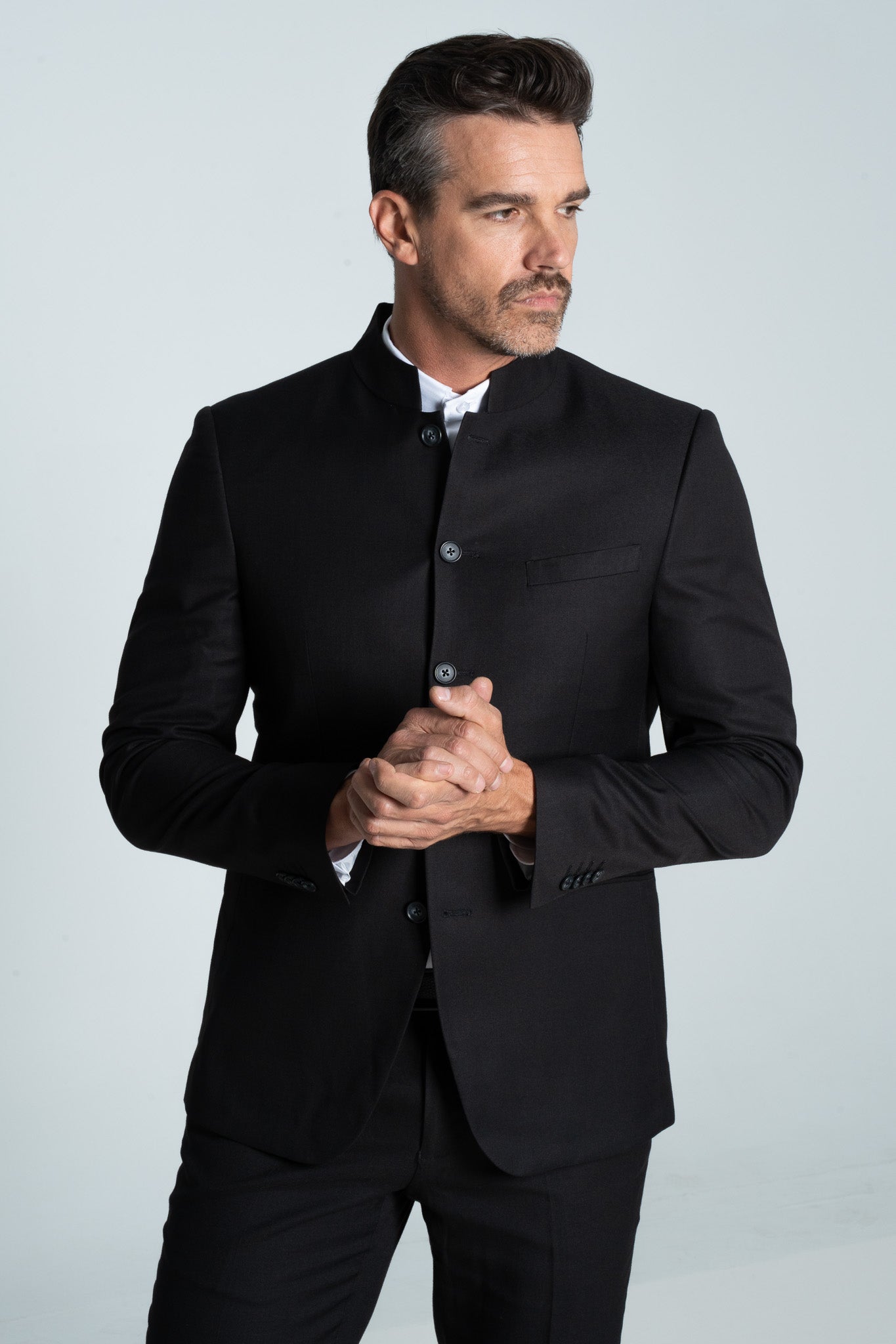 AS1O3652-Suit-4