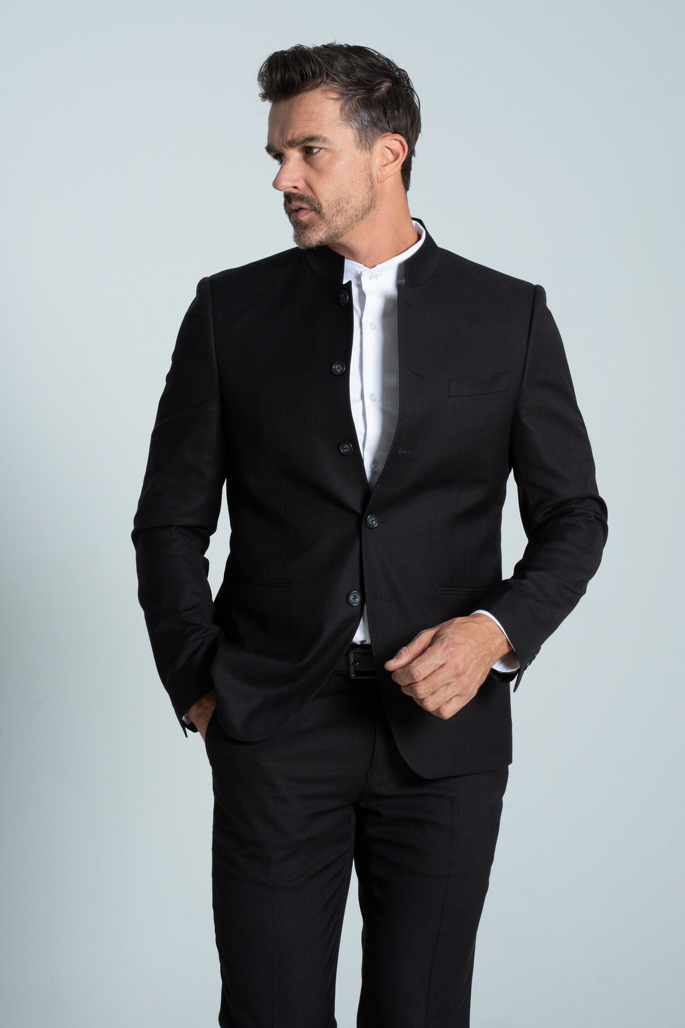 AS1O3652-Suit-2