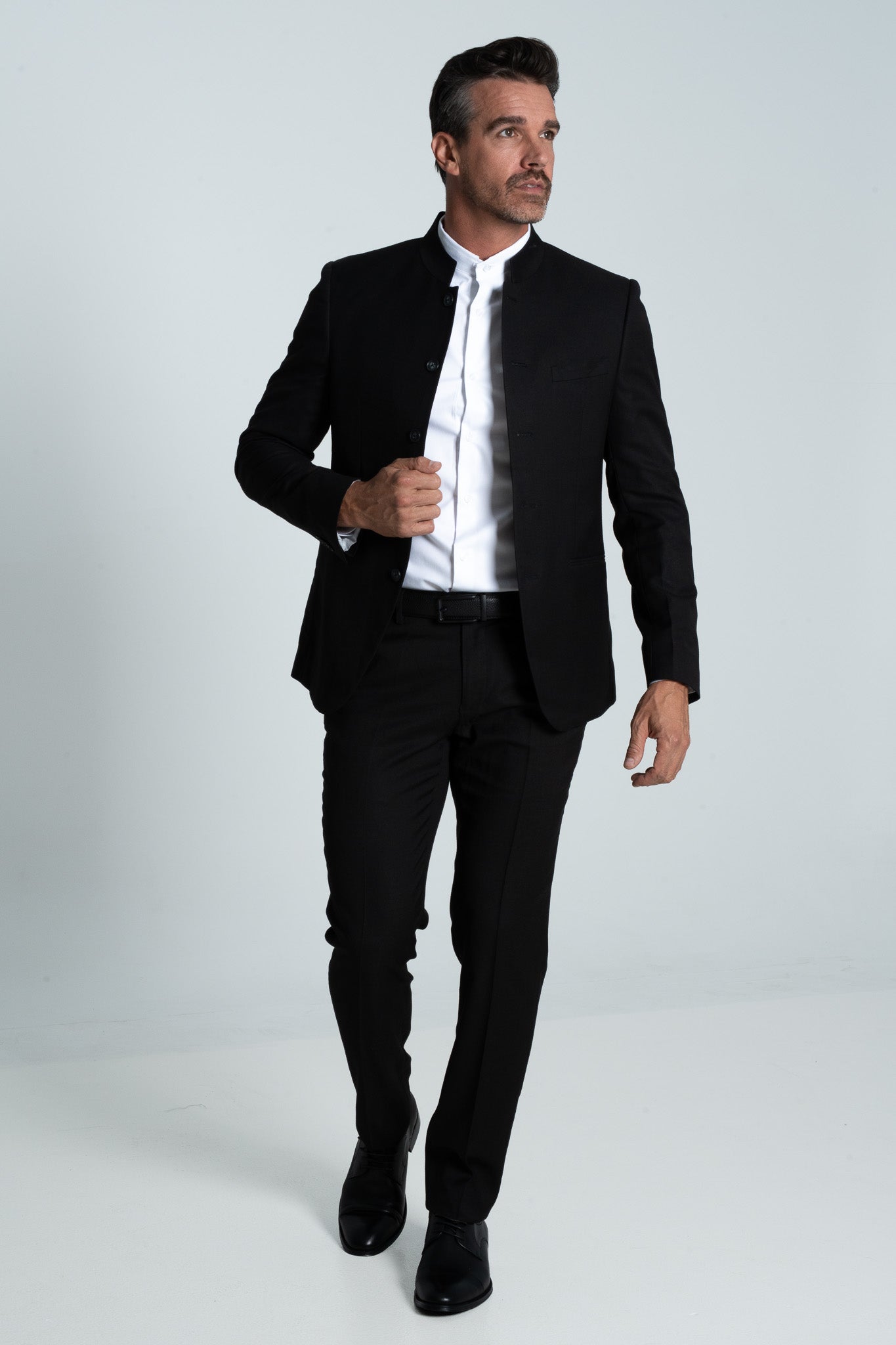 AS1O3652-Suit-3
